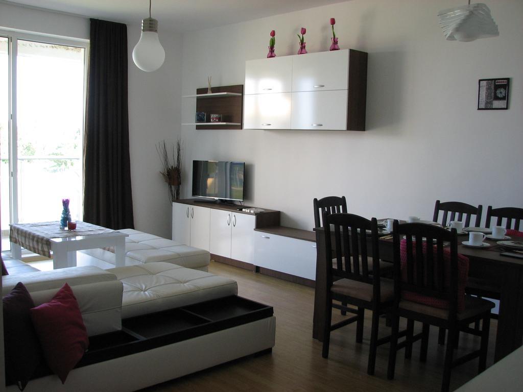 Two-Bedroom Apartment Donika 사레보 외부 사진