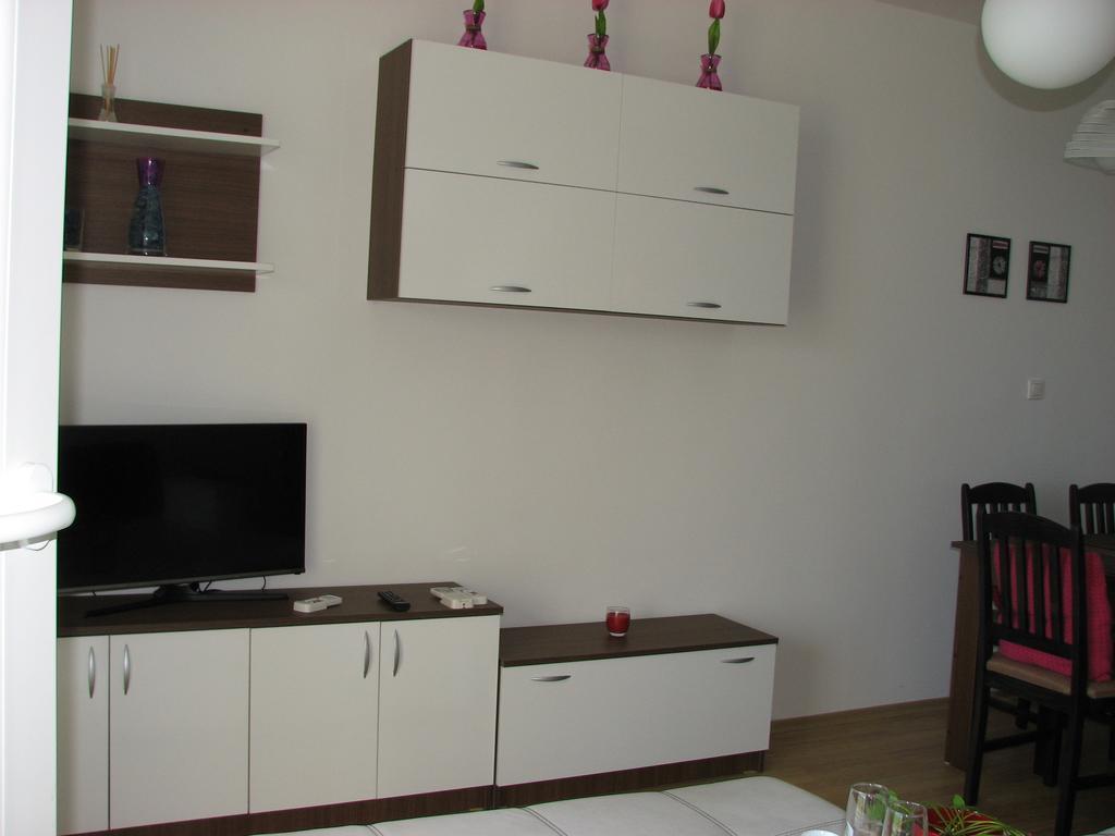 Two-Bedroom Apartment Donika 사레보 외부 사진