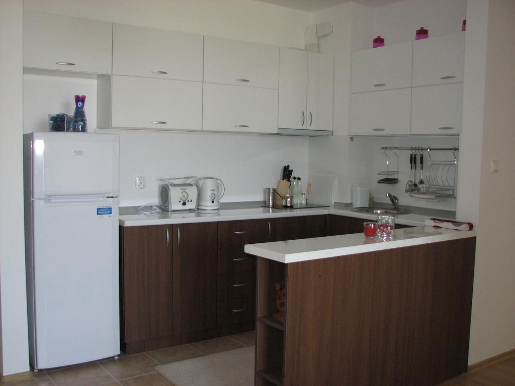 Two-Bedroom Apartment Donika 사레보 외부 사진