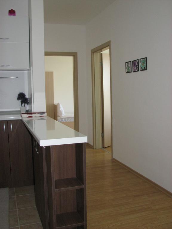 Two-Bedroom Apartment Donika 사레보 외부 사진