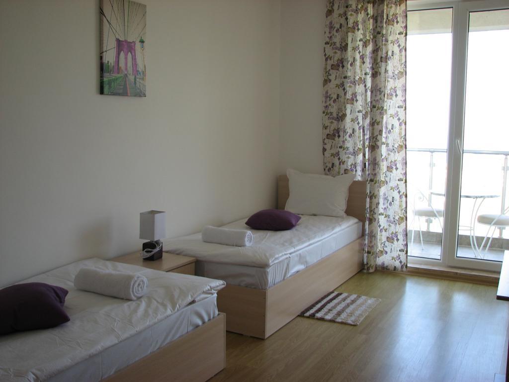 Two-Bedroom Apartment Donika 사레보 외부 사진
